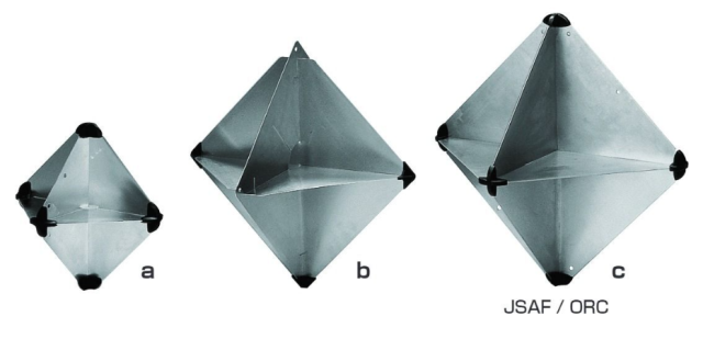 レーダーリフレクター（折りたたみ式反射器）　【PLASTIMO】